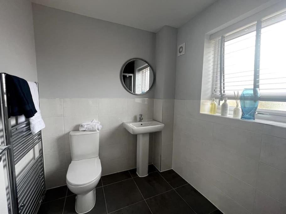 Waterside House Villa Leicester Luaran gambar